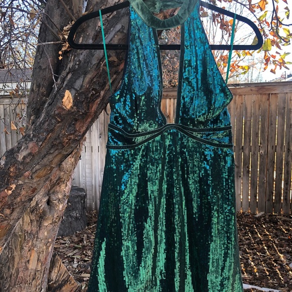 Free People Sequin Sexy Mini Halter Dress 👗 for New Years Holidays Stunning! - Picture 5 of 5